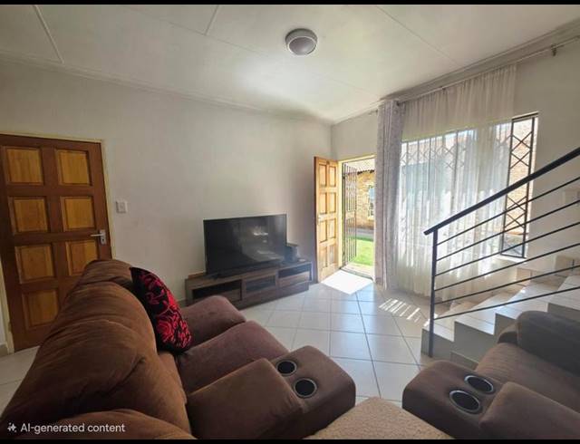3 BEDROOM TOWNHOUSE FOR SALE IN DAWN PARK